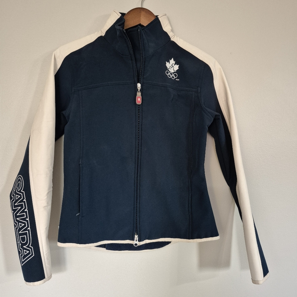 HBC Hudson Bay Canada 2010 Olympic Podium Soft Shell Jacket Medium
